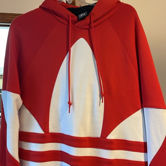 Brand new never worn red adidas originals hoodie - Picture 3 of 5
